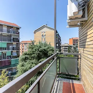 Alessia's Flat- M3 Corvetto , Milan Italy