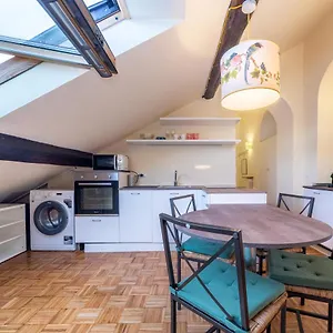  Apartment Brera - Sella Charme Castle View